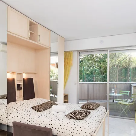 Cosy Studio - Residence Front De Mer - Menton Buitenkant foto